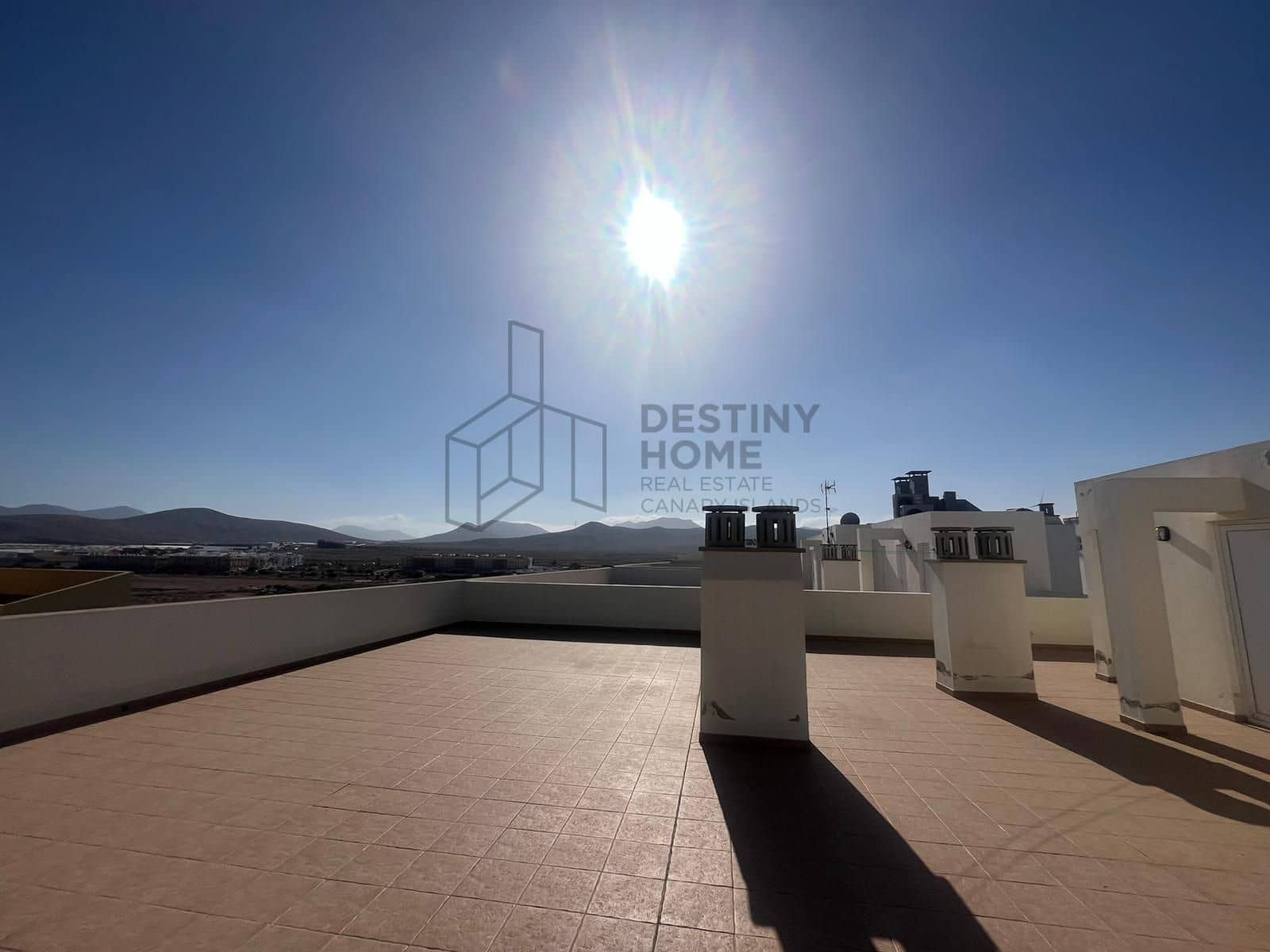 Piso de 2 habitaciones en Puerto del Rosario en venta - 180.000 € (Ref: 9941779)