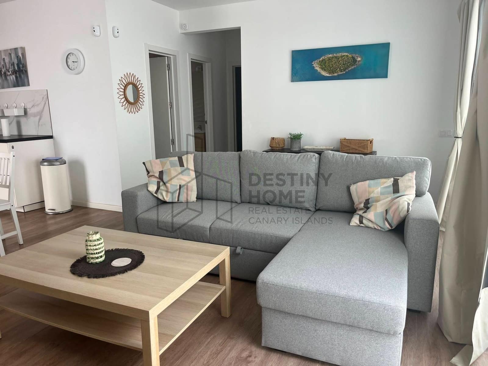 2 bedroom Villa for rent in Corralejo with pool - € 1,800 (Ref: 9949273)