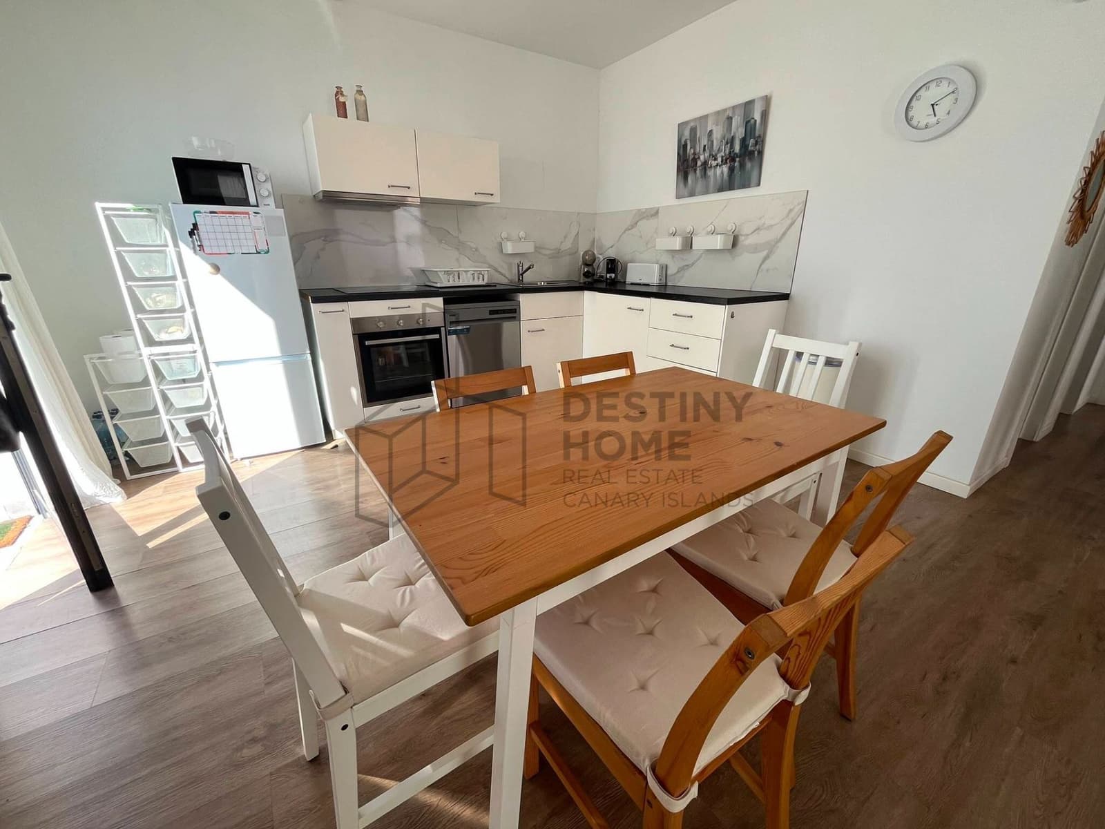 2 bedroom Villa for rent in Corralejo with pool - € 1,800 (Ref: 9949273)