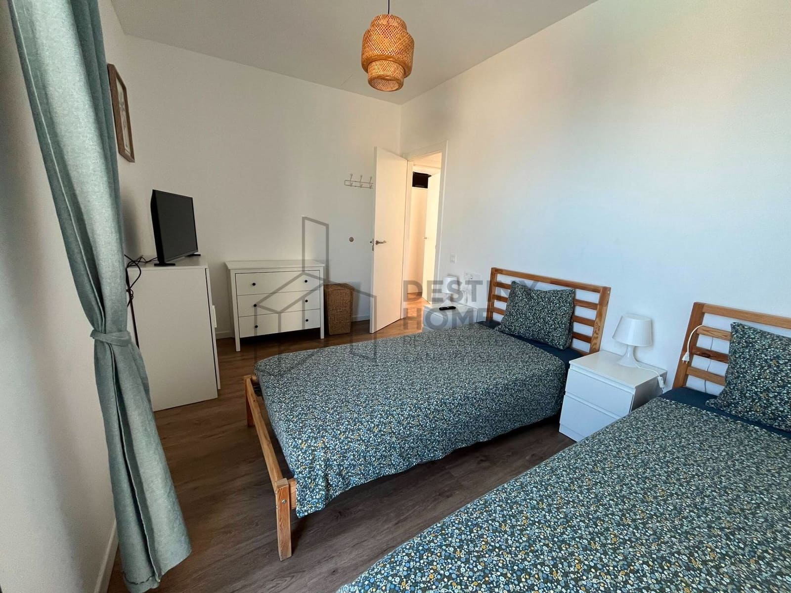 2 bedroom Villa for rent in Corralejo with pool - € 1,800 (Ref: 9949273)