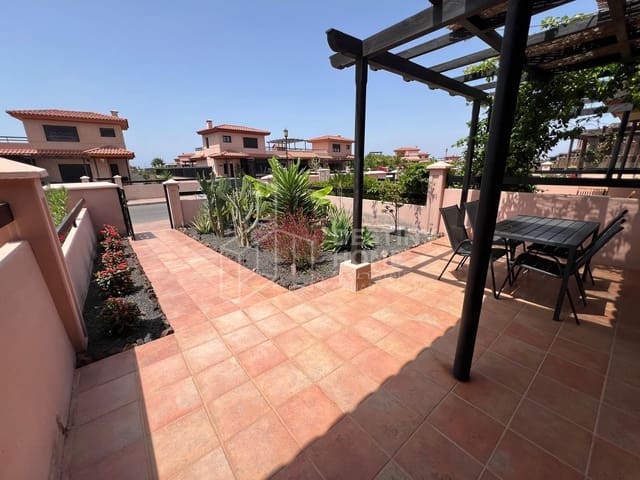 1 soveværelse Semi-Rækkehus til salg i Lajares, La Oliva - € 199.000 (Ref: 9949274)