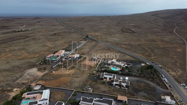 7 soverom Villa til salgs i Lajares, La Oliva med garasje - € 1 200 000 (Ref: 9957544)