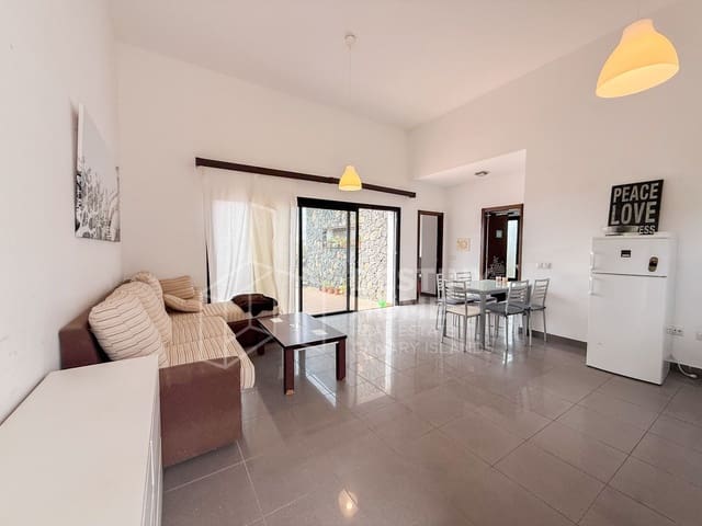 7 soverom Villa til salgs i Lajares, La Oliva med garasje - € 1 200 000 (Ref: 9957544)