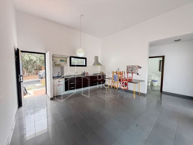 7 chambre Villa/Maison à vendre à Lajares, La Oliva avec garage - 1 200 000 € (Ref: 9957544)