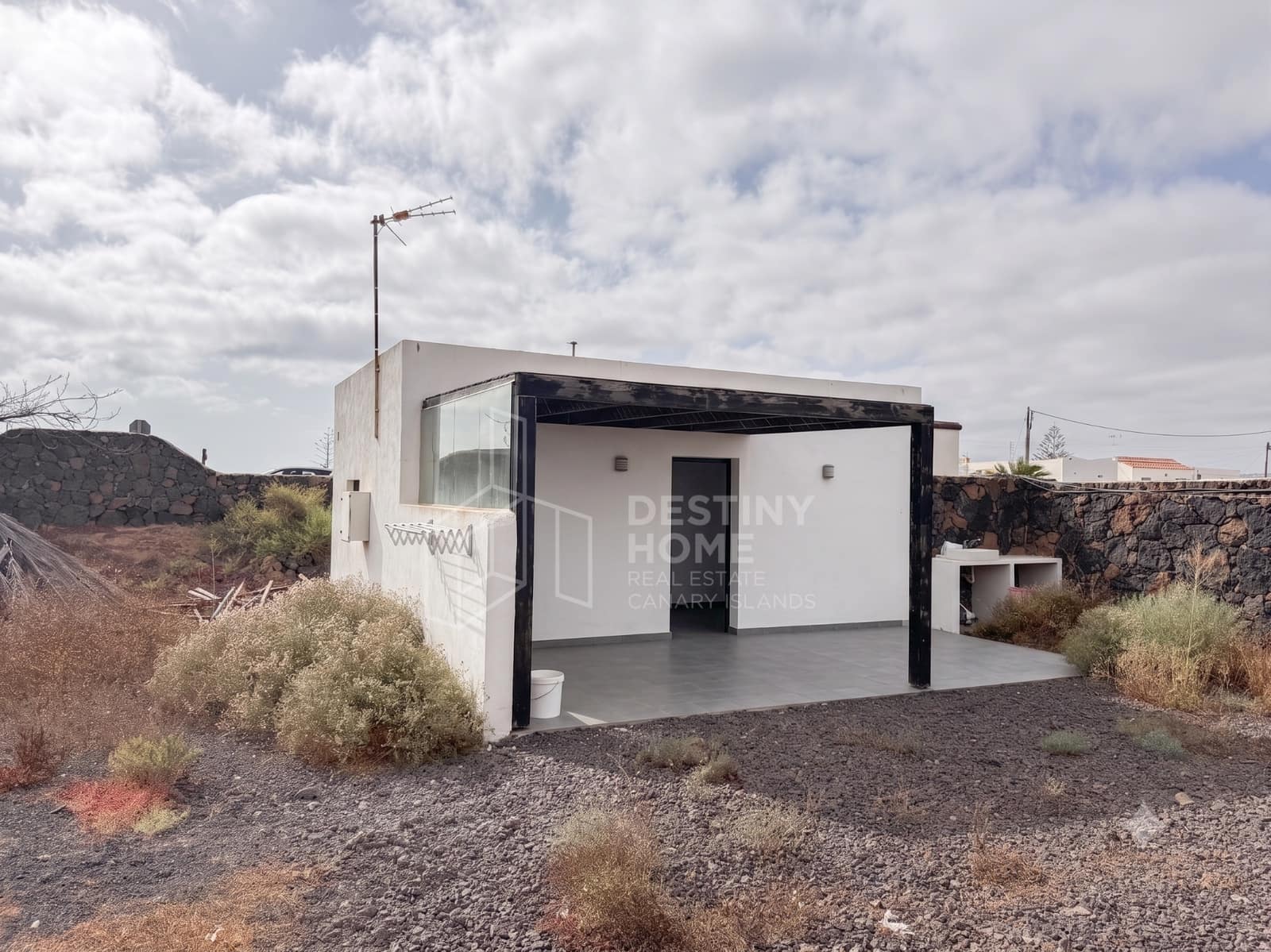 7 soverom Villa til salgs i Lajares med garasje - € 1 200 000 (Ref: 9957544)