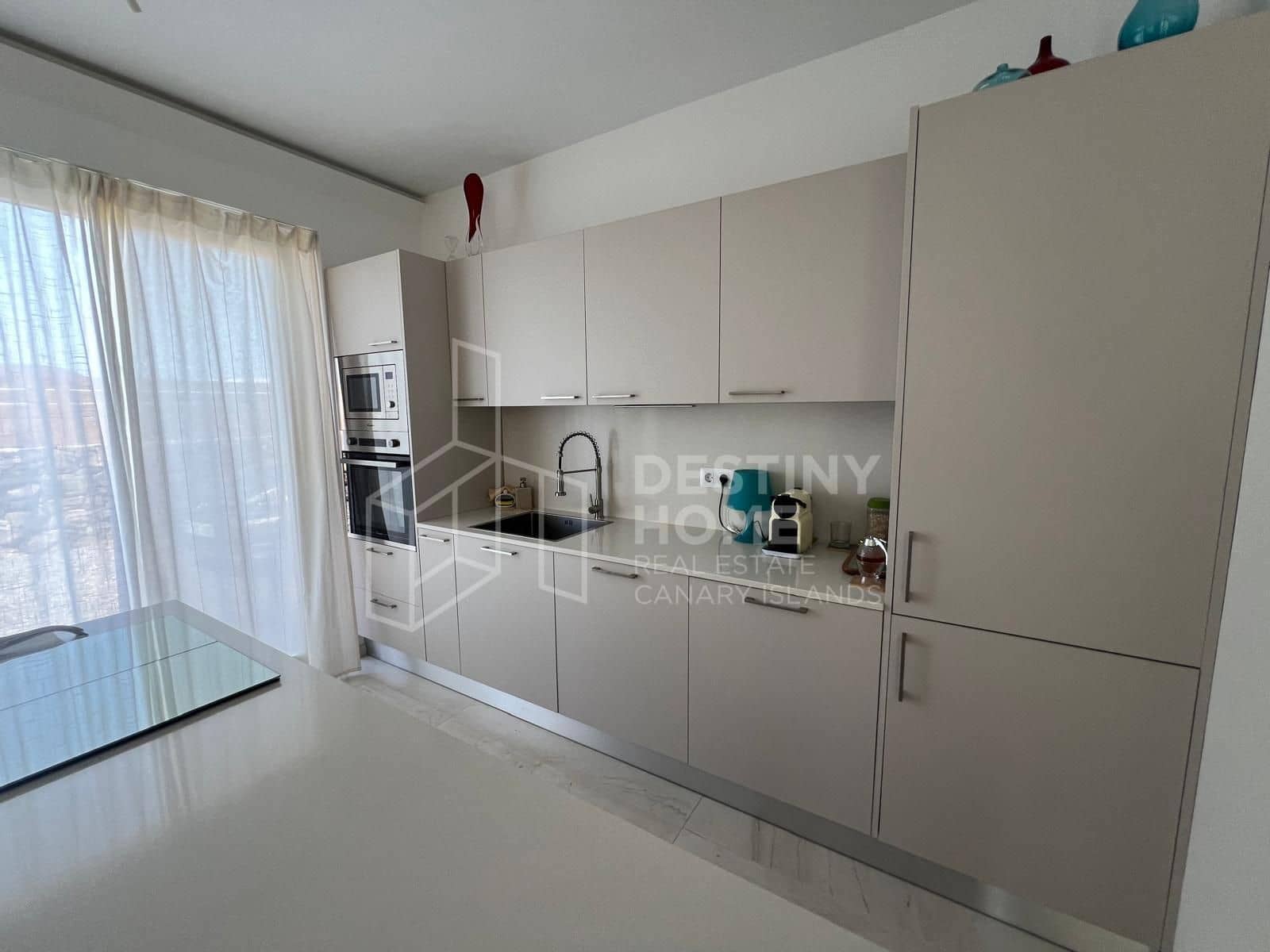 3 chambre Villa/Maison à vendre à Lajares avec piscine garage - 1 080 000 € (Ref: 9962145)