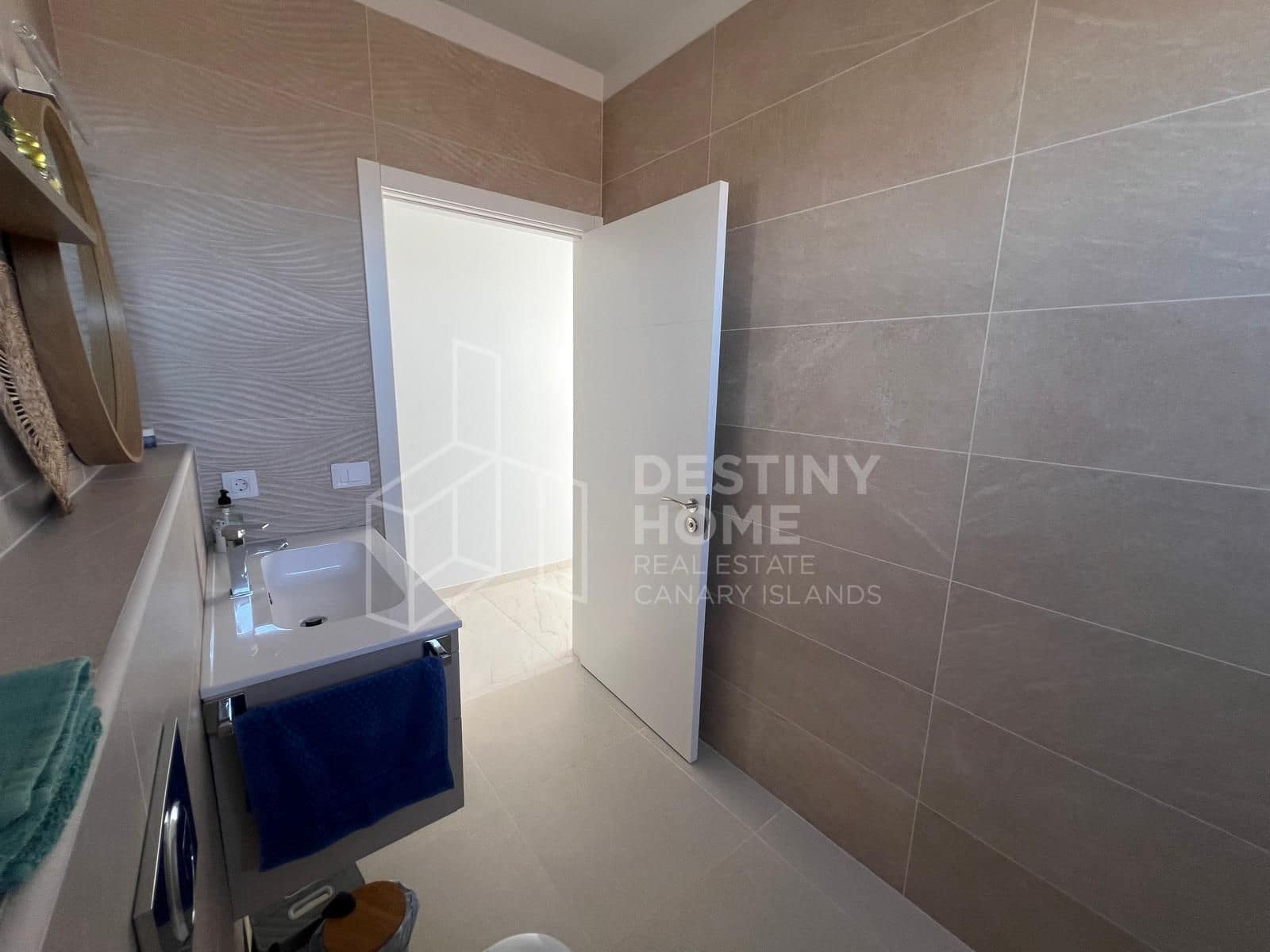 3 chambre Villa/Maison à vendre à Lajares avec piscine garage - 1 080 000 € (Ref: 9962145)