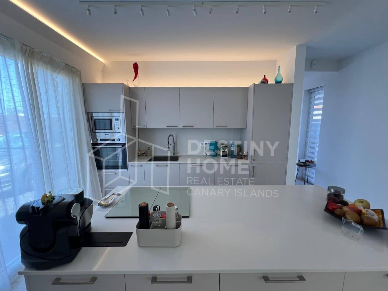 3 chambre Villa/Maison à vendre à Lajares avec piscine garage - 1 080 000 € (Ref: 9962145)
