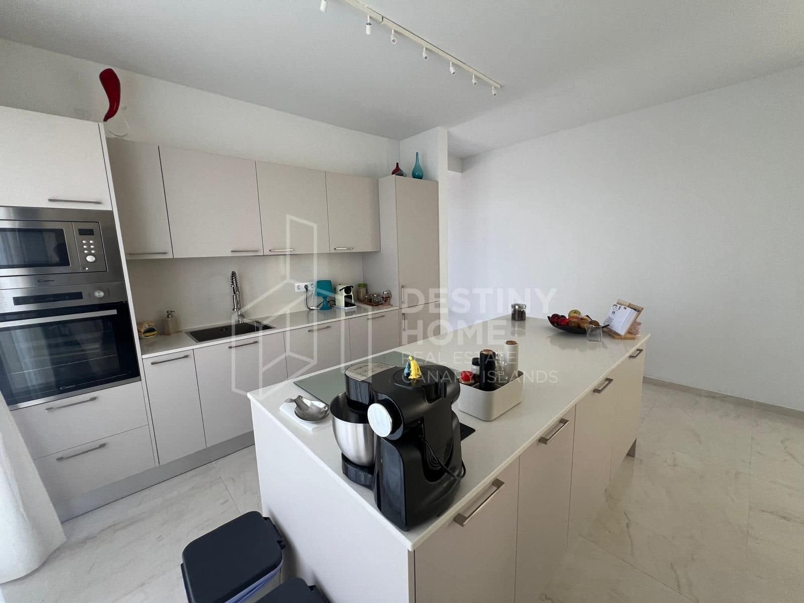 3 chambre Villa/Maison à vendre à Lajares avec piscine garage - 1 080 000 € (Ref: 9962145)