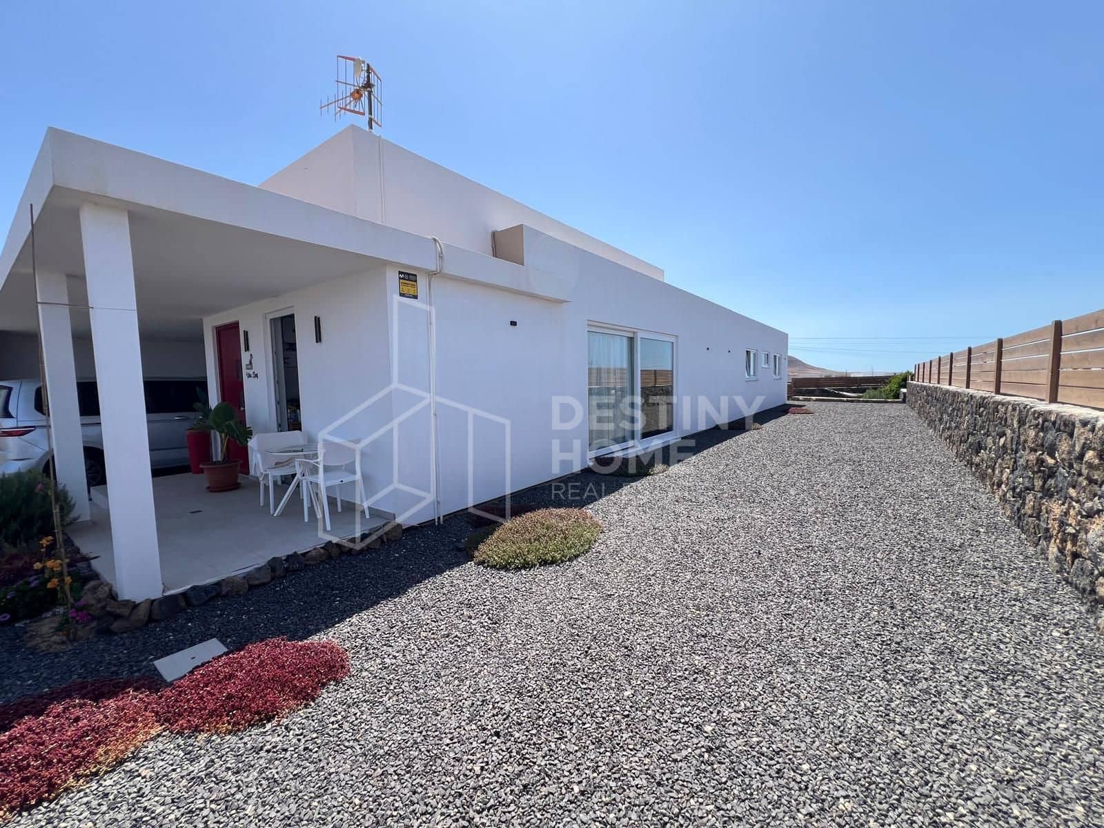 3 chambre Villa/Maison à vendre à Lajares avec piscine garage - 1 080 000 € (Ref: 9962145)