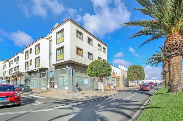 Commercial for sale in Puerto del Rosario - € 160,000 (Ref: 9964932)