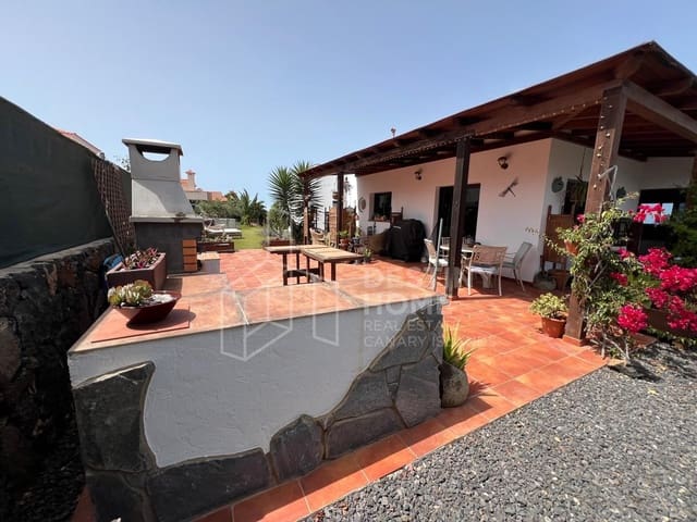 3 Zimmer Villa zu verkaufen in Villaverde, La Oliva - 475.000 € (Ref: 9966228)