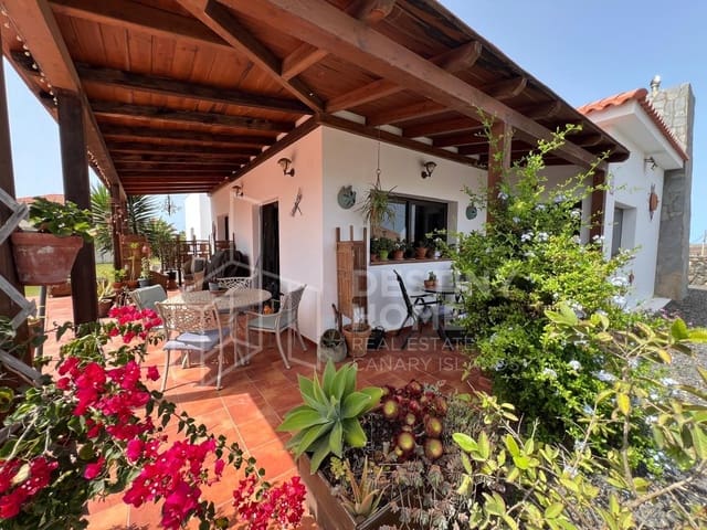 3 Zimmer Villa zu verkaufen in Villaverde, La Oliva - 475.000 € (Ref: 9966228)