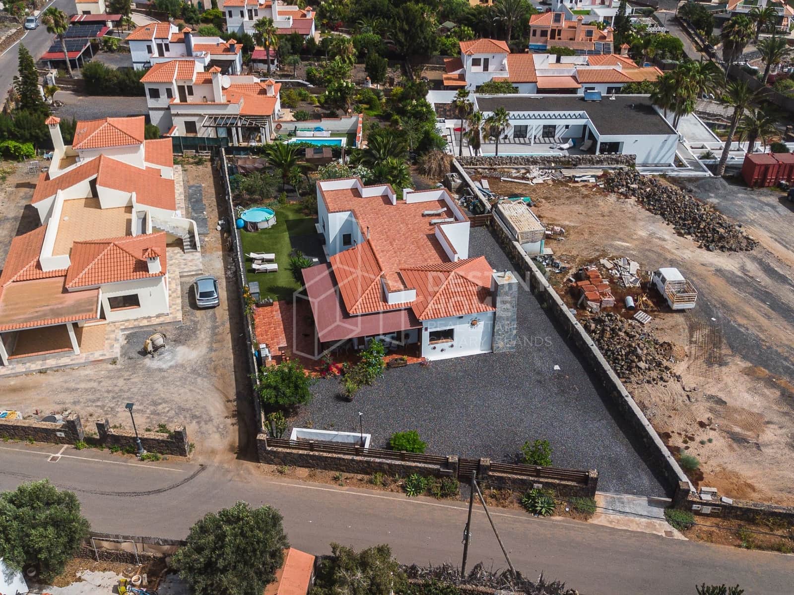 3 bedroom Villa for sale in Villaverde - € 475,000 (Ref: 9966228)