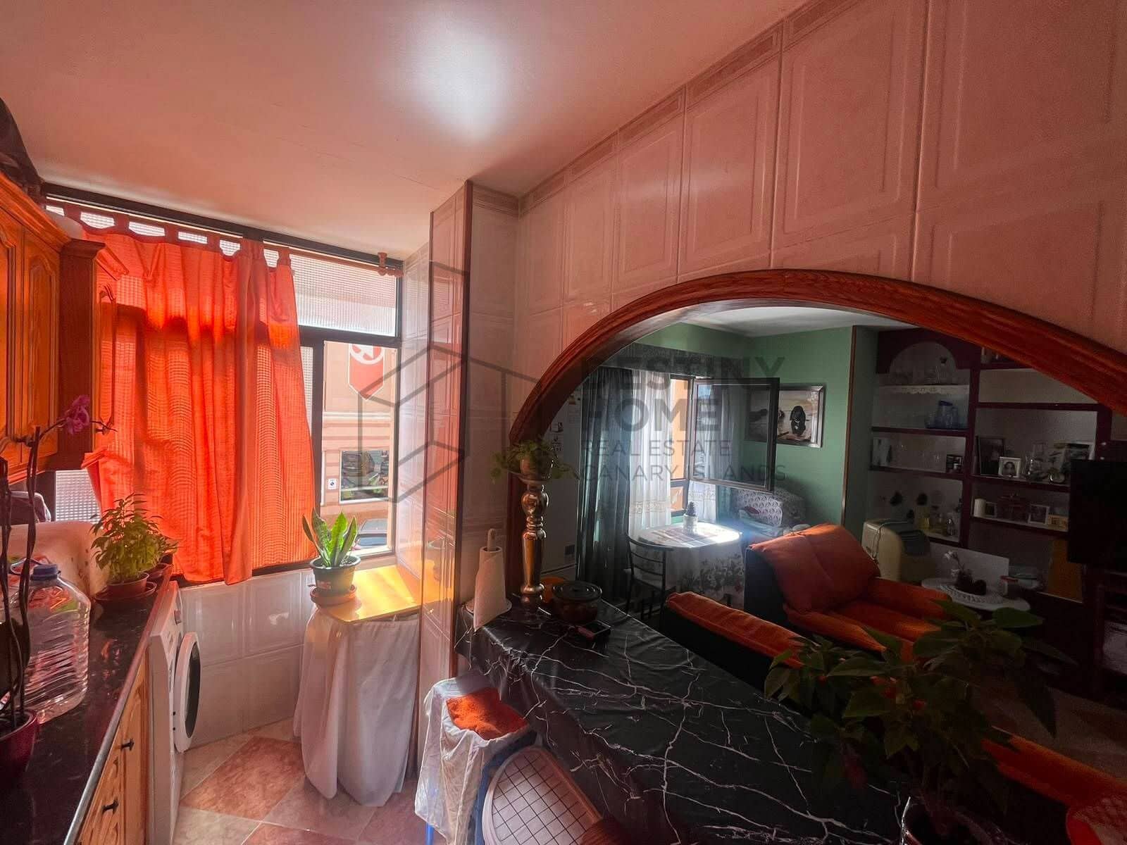 2 soveværelse Lejlighed til salg i Gran Tarajal - € 189.000 (Ref: 9966229)