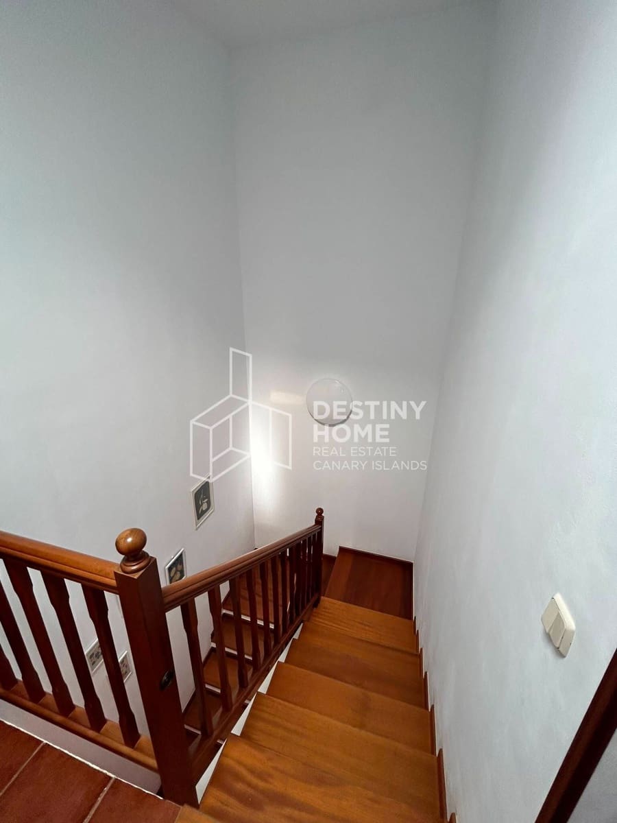 Chalet de 3 habitaciones en Puerto del Rosario en venta con garaje - 339.000 € (Ref: 9969252)