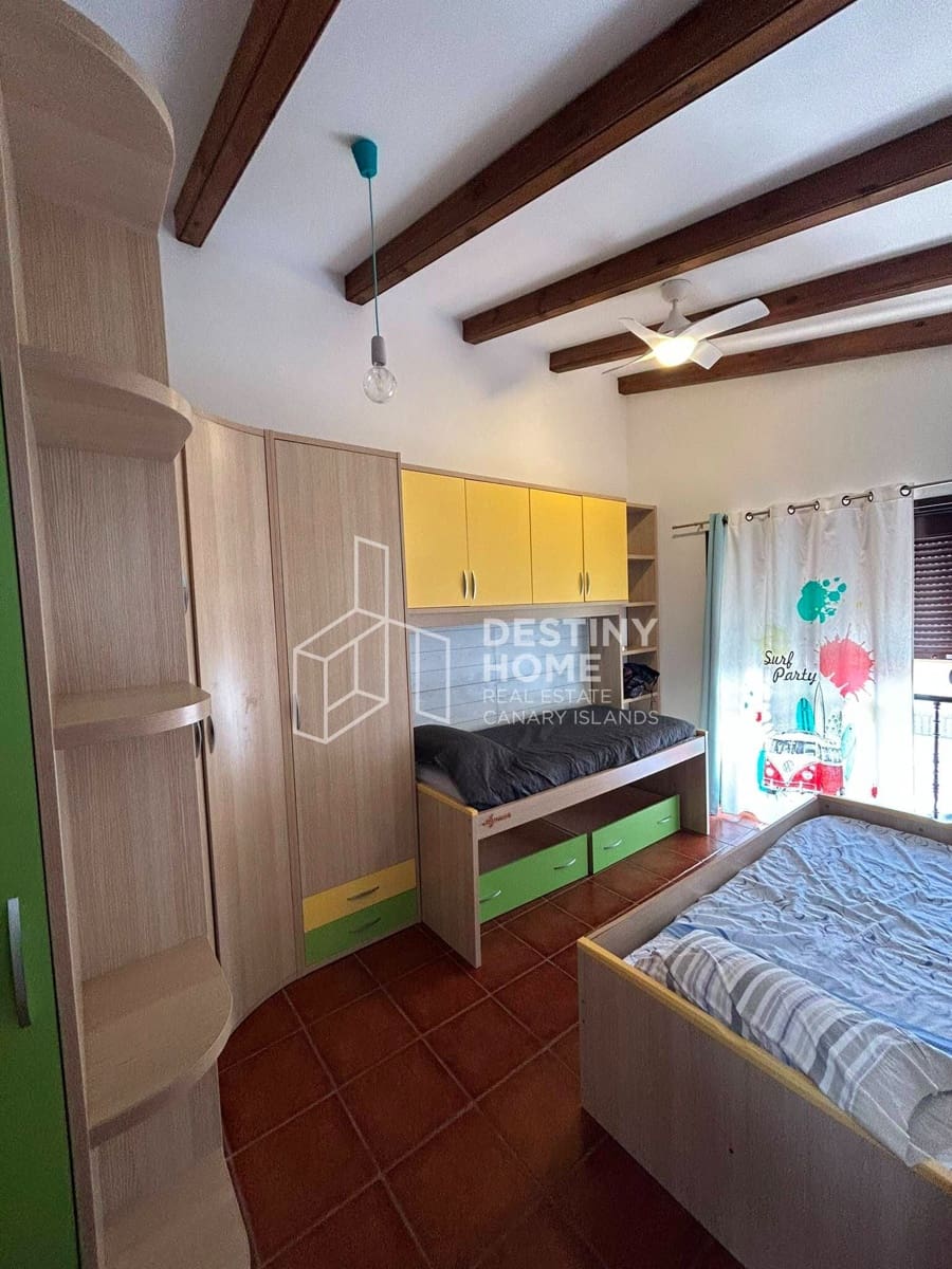 Chalet de 3 habitaciones en Puerto del Rosario en venta con garaje - 339.000 € (Ref: 9969252)