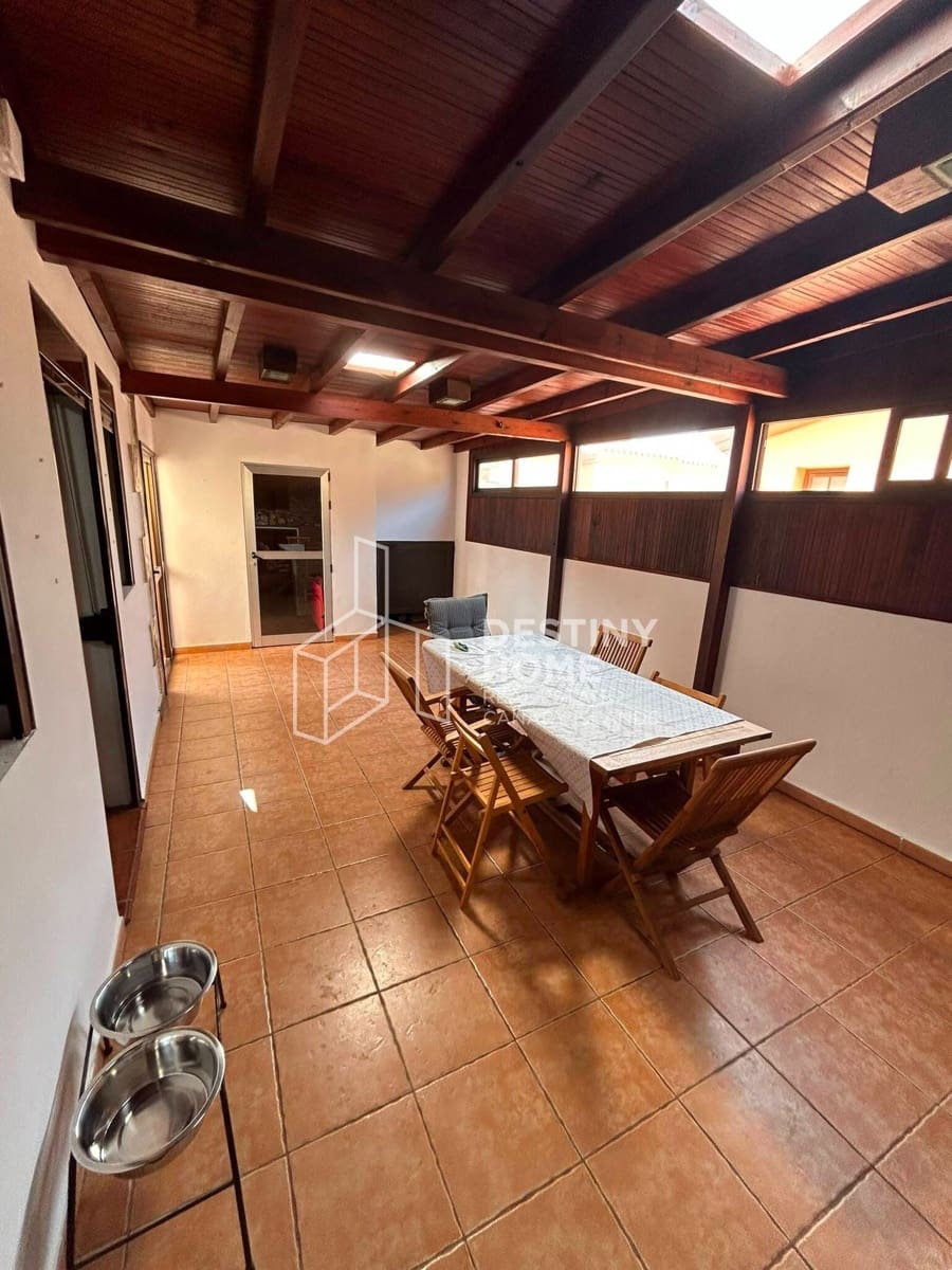 Chalet de 3 habitaciones en Puerto del Rosario en venta con garaje - 339.000 € (Ref: 9969252)