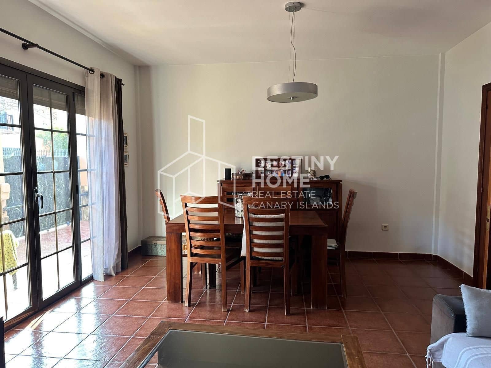 Chalet de 3 habitaciones en Puerto del Rosario en venta con garaje - 339.000 € (Ref: 9969252)