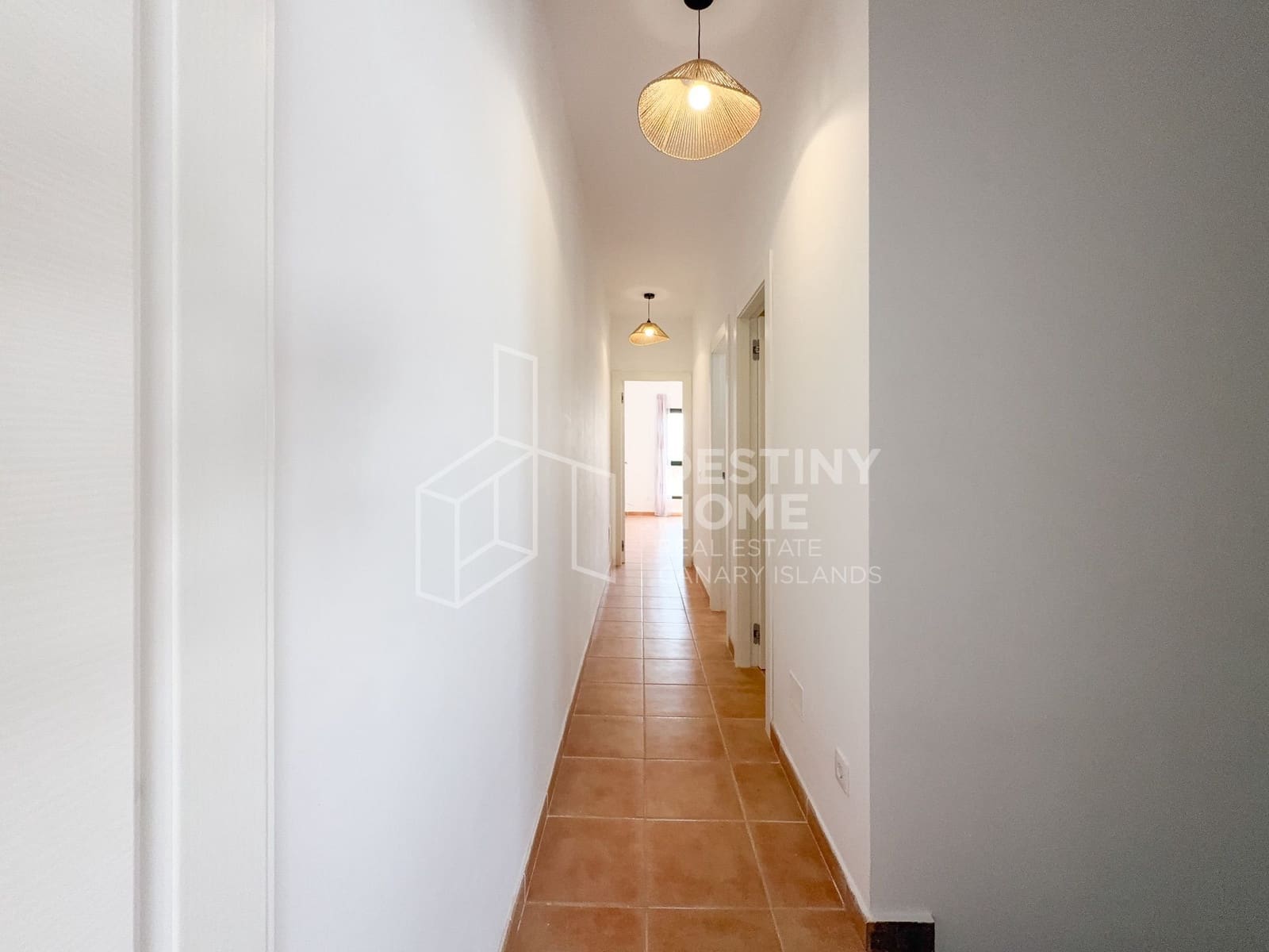3 bedroom Townhouse for sale in La Oliva with garage - € 249,000 (Ref: 9976826)