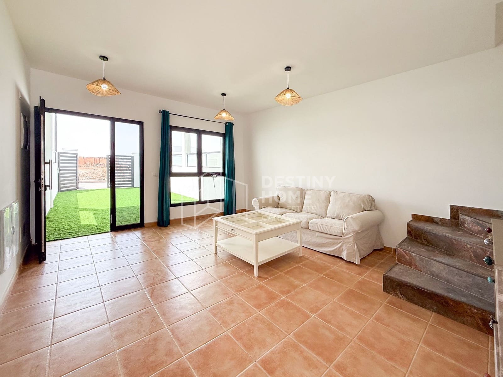 3 bedroom Townhouse for sale in La Oliva with garage - € 249,000 (Ref: 9976826)