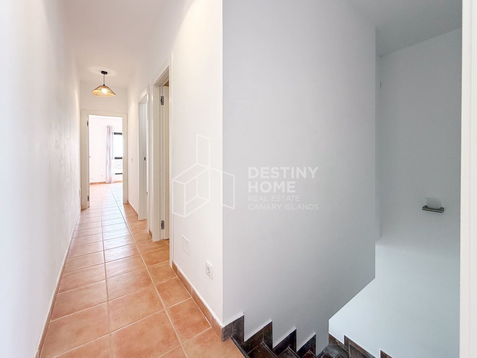 3 bedroom Townhouse for sale in La Oliva with garage - € 249,000 (Ref: 9976826)
