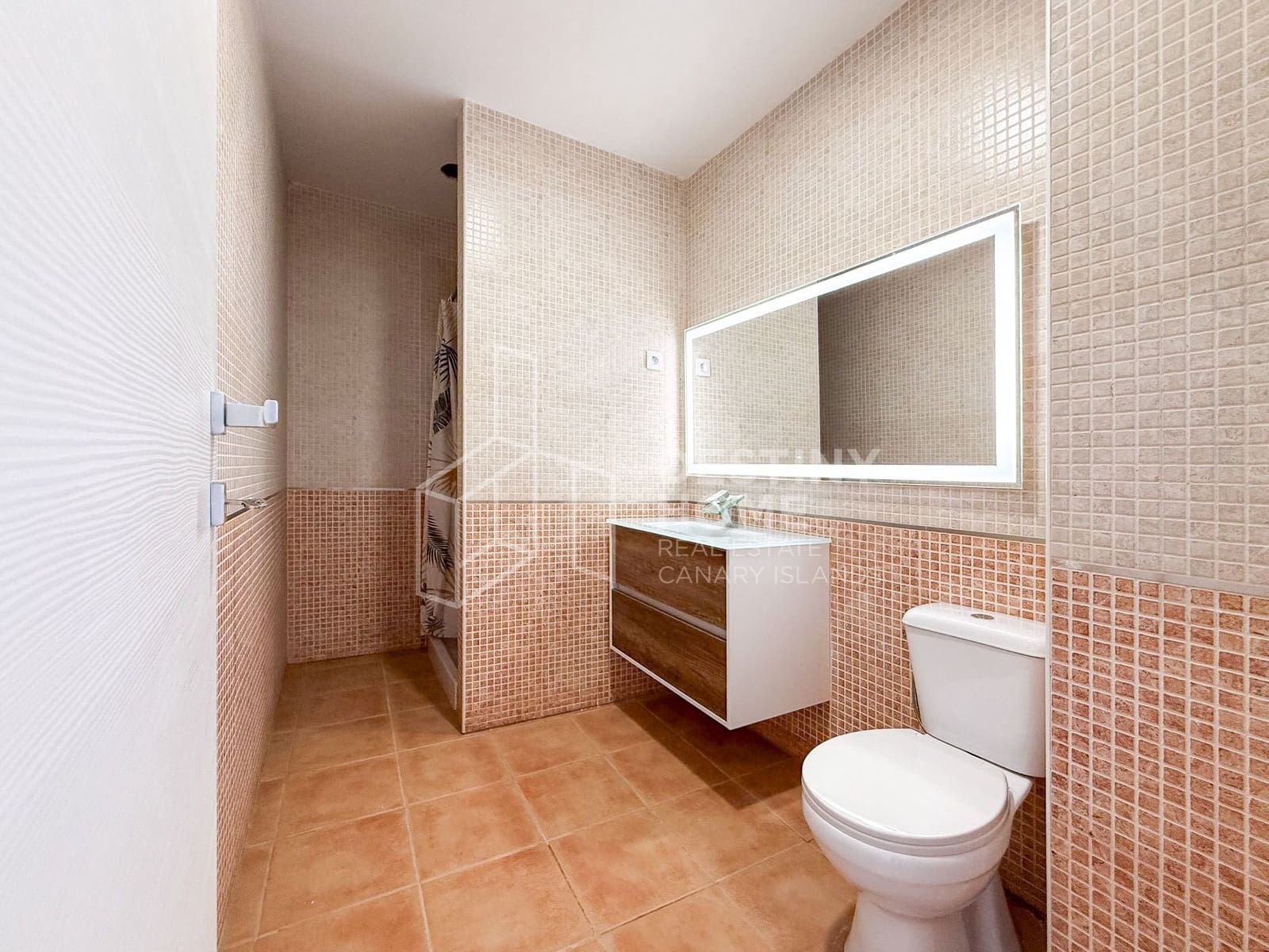 3 bedroom Townhouse for sale in La Oliva with garage - € 249,000 (Ref: 9976826)