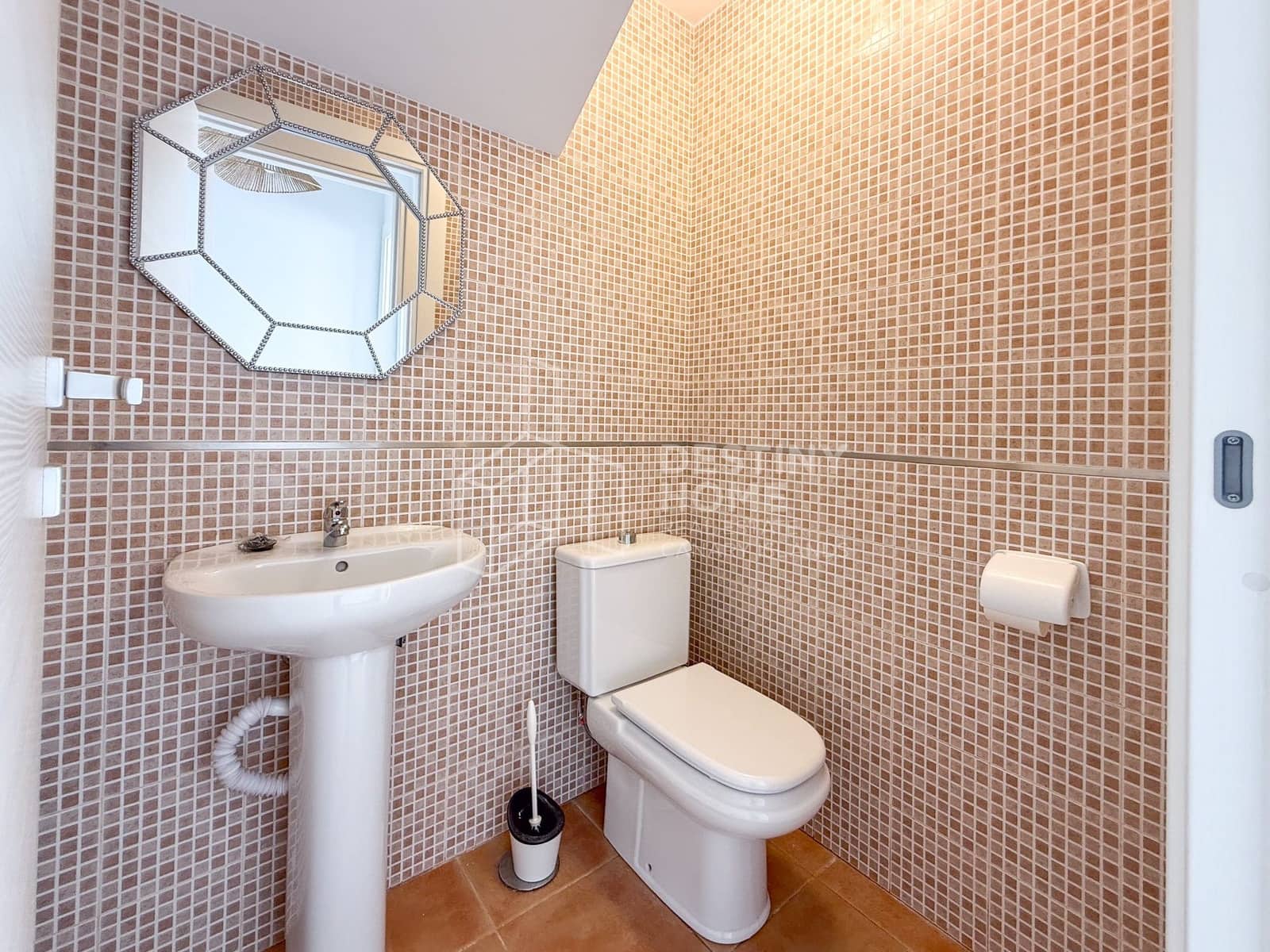 3 bedroom Townhouse for sale in La Oliva with garage - € 249,000 (Ref: 9976826)