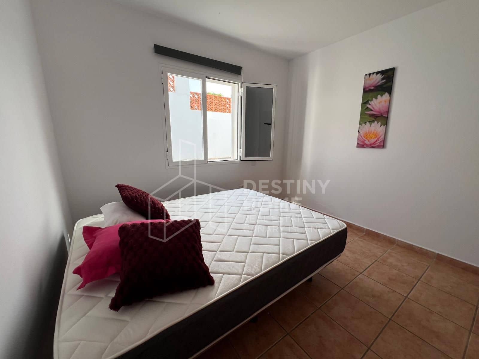 2 soveværelse Villa til salg i Parque Holandes med garage - € 315.000 (Ref: 9976827)