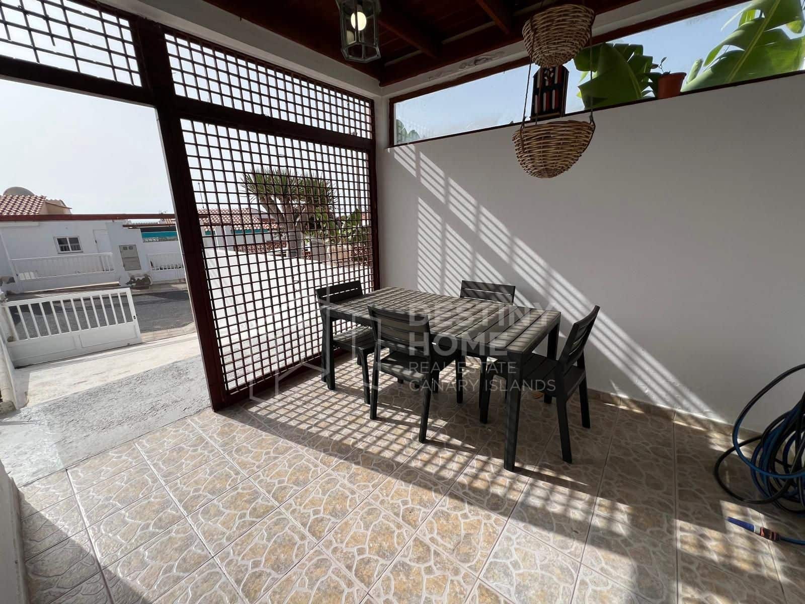 2 soveværelse Villa til salg i Parque Holandes med garage - € 315.000 (Ref: 9976827)