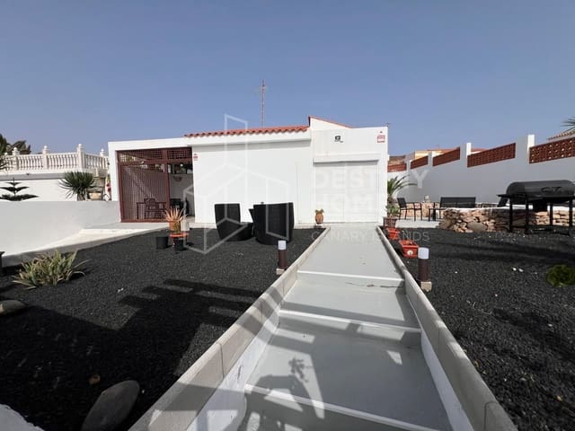 2 soveværelse Villa til salg i Parque Holandés, La Oliva med garage - € 315.000 (Ref: 9976827)
