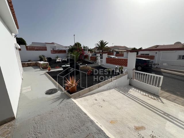 2 soveværelse Villa til salg i Parque Holandés, La Oliva med garage - € 315.000 (Ref: 9976827)