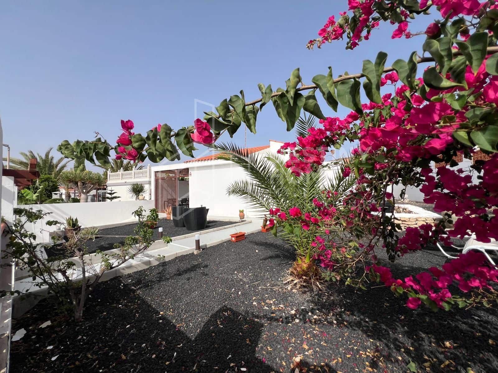 2 soveværelse Villa til salg i Parque Holandes med garage - € 315.000 (Ref: 9976827)