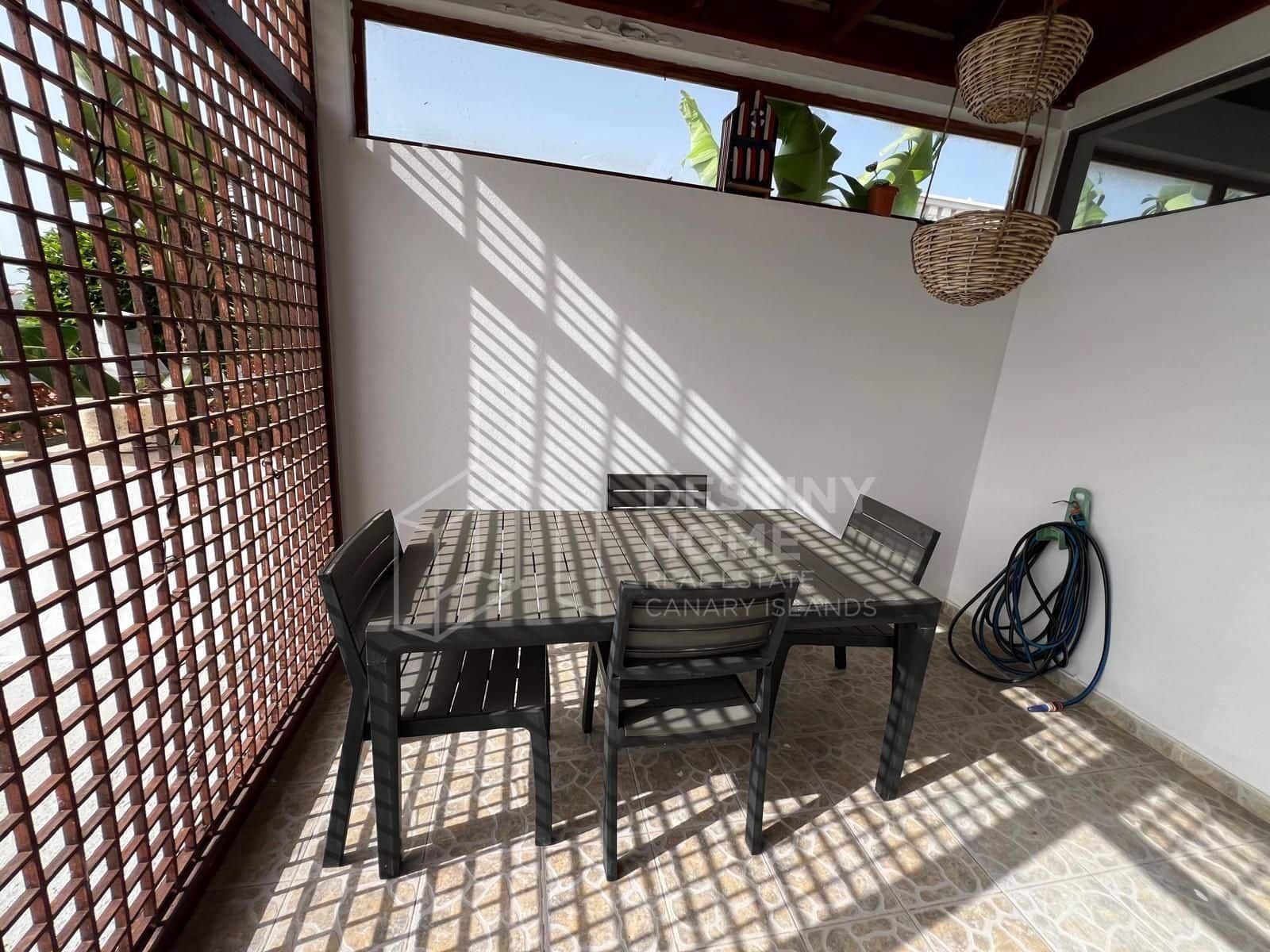 2 soveværelse Villa til salg i Parque Holandes med garage - € 315.000 (Ref: 9976827)