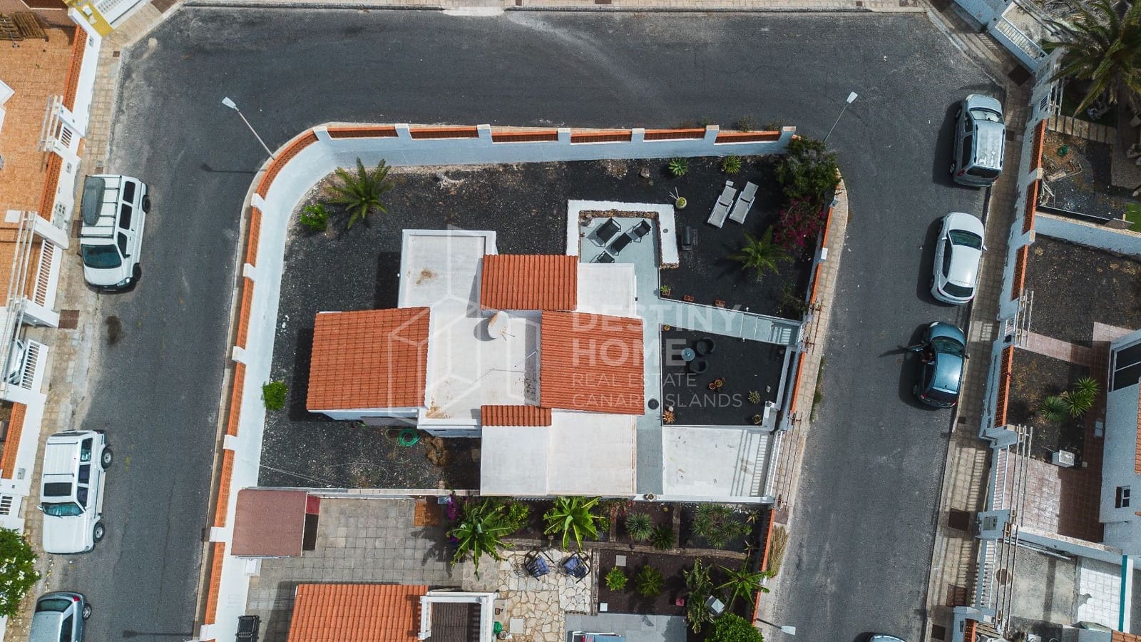 2 bedroom Villa for sale in Parque Holandes with garage - € 315,000 (Ref: 9976827)