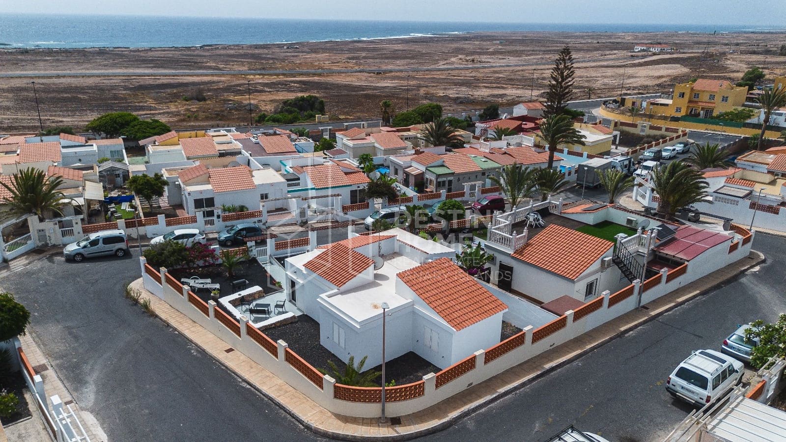 2 bedroom Villa for sale in Parque Holandes with garage - € 315,000 (Ref: 9976827)