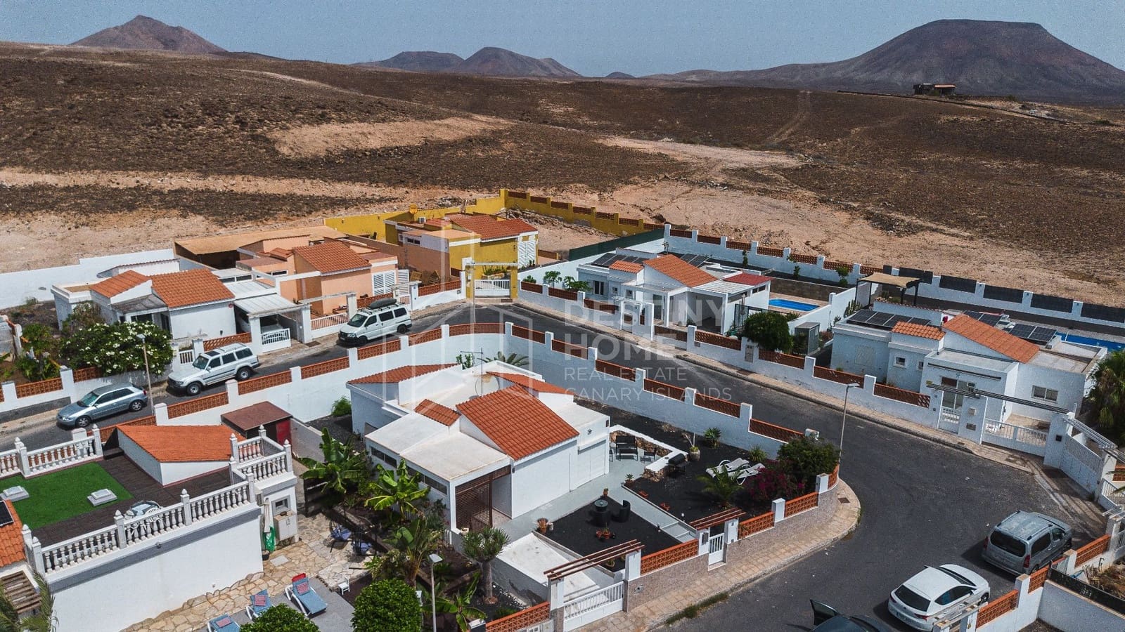 2 bedroom Villa for sale in Parque Holandes with garage - € 315,000 (Ref: 9976827)