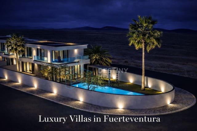 2 slaapkamer Villa te koop in Villaverde, La Oliva met zwembad garage - € 454.000 (Ref: 9978402)