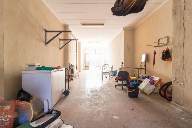 Commercial for sale in Carlet - € 47,000 (Ref: 6641488)