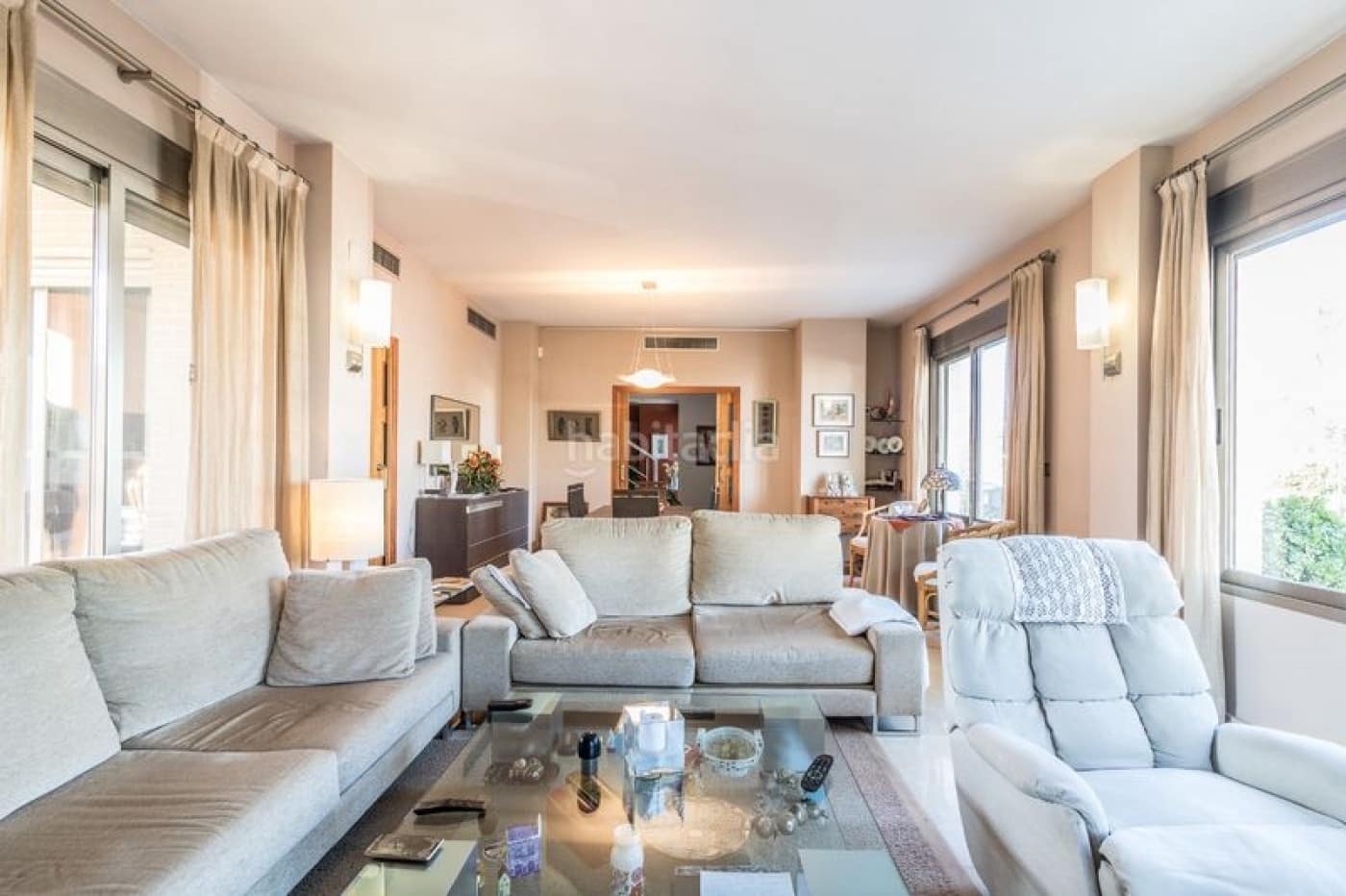 4 soveværelse Villa til salg i L'Alcudia med garage - € 495.000 (Ref: 6641522)