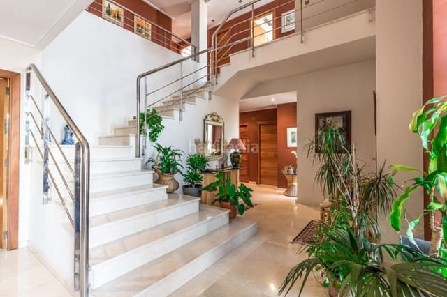 4 bedroom Villa for sale in L'Alcúdia with garage - € 495,000 (Ref: 6641522)