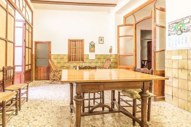 3 bedroom Townhouse for sale in L'Alcúdia - € 150,000 (Ref: 6641612)