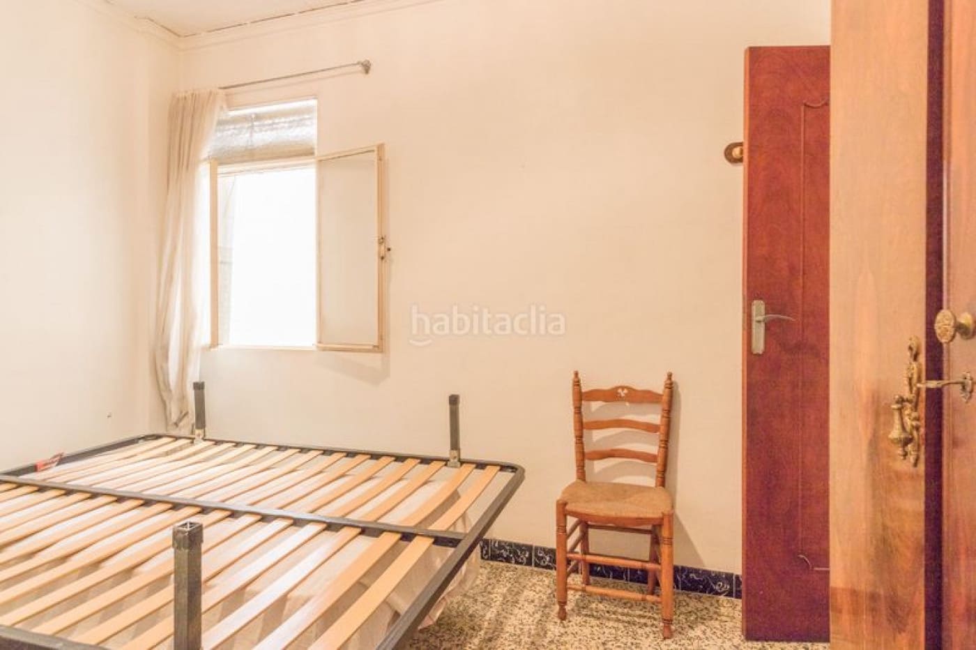 4 bedroom Townhouse for sale in Carlet - € 159,990 (Ref: 6641618)