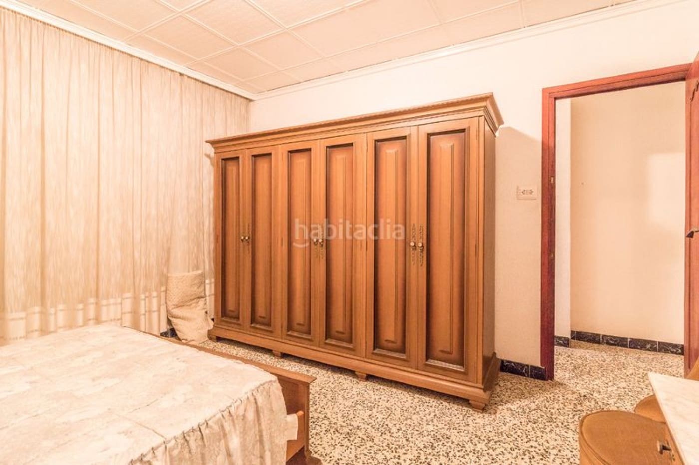 4 bedroom Townhouse for sale in Carlet - € 159,990 (Ref: 6641618)