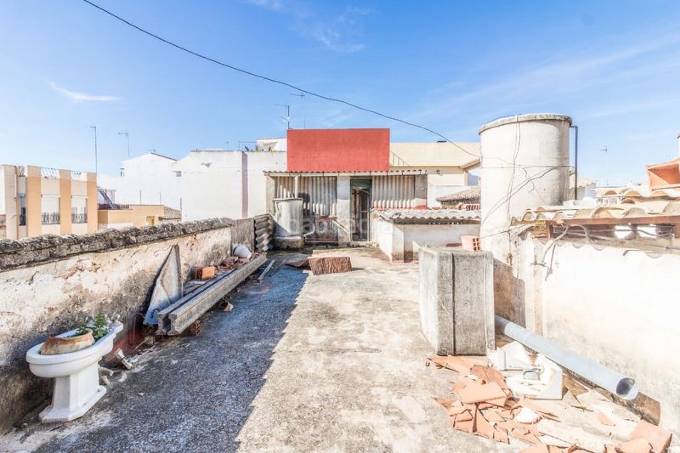 4 bedroom Townhouse for sale in Carlet - € 159,990 (Ref: 6641618)