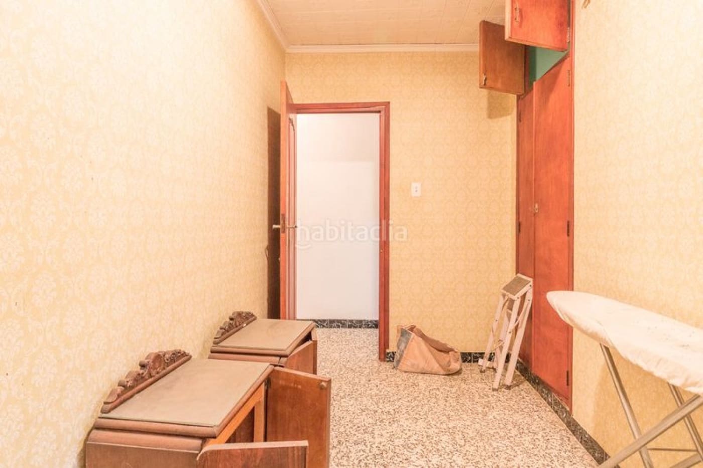 4 bedroom Townhouse for sale in Carlet - € 159,990 (Ref: 6641618)