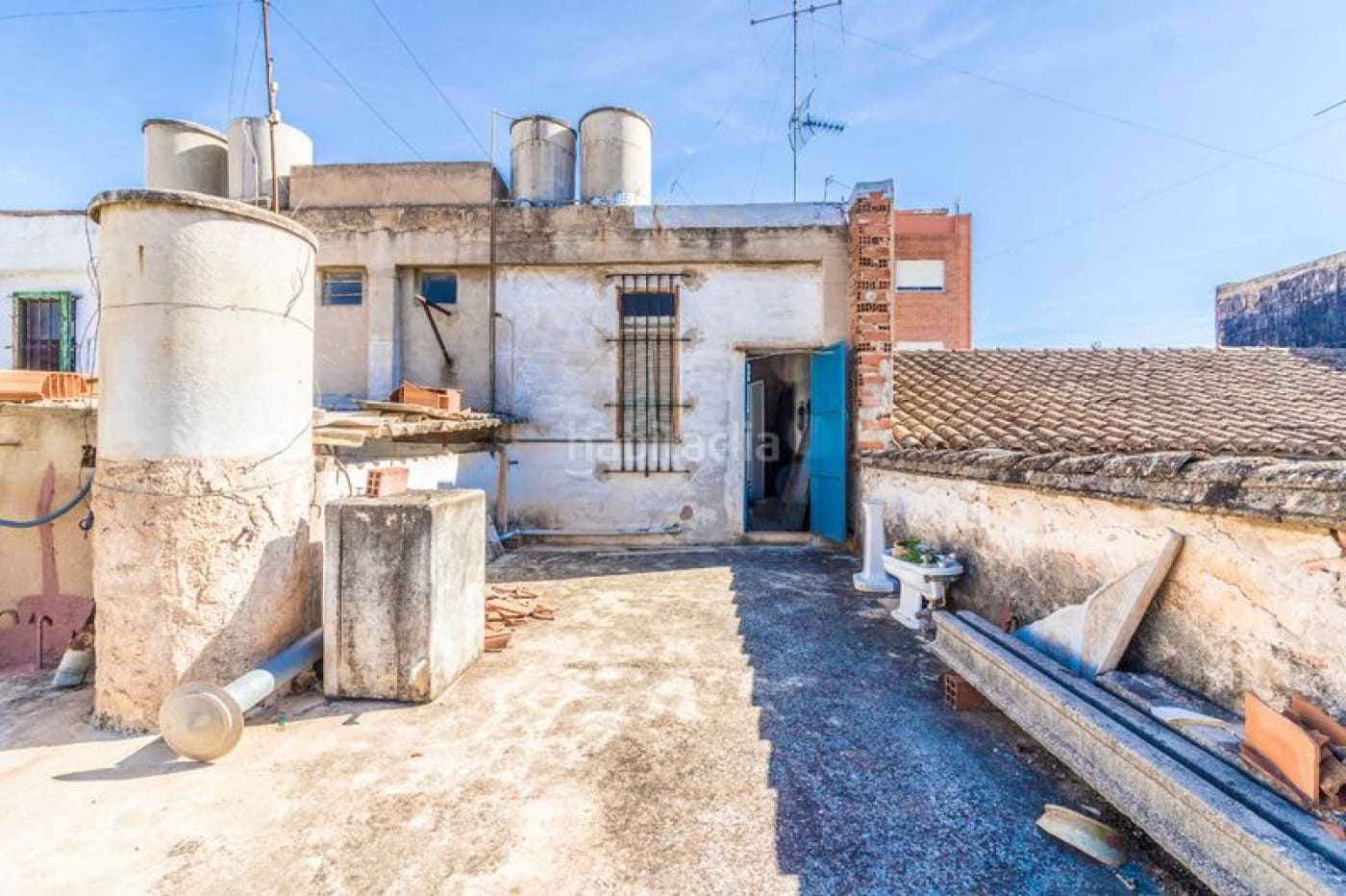 4 bedroom Townhouse for sale in Carlet - € 159,990 (Ref: 6641618)