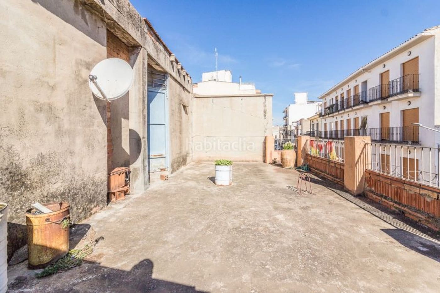 4 bedroom Townhouse for sale in Carlet - € 159,990 (Ref: 6641618)