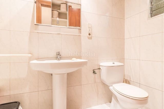 4 bedroom Townhouse for sale in Carlet - € 159,990 (Ref: 6641618)