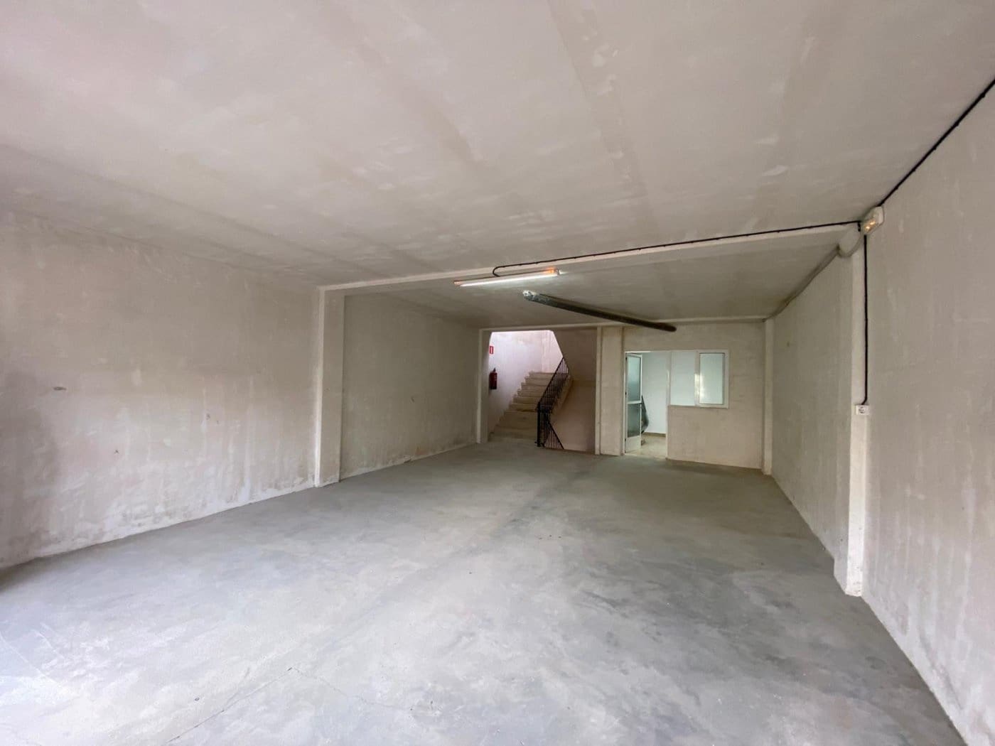 Local Commercial à vendre à Manuel - 85 000 € (Ref: 6641637)